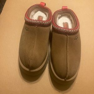 Ugg Tazz Slipper
